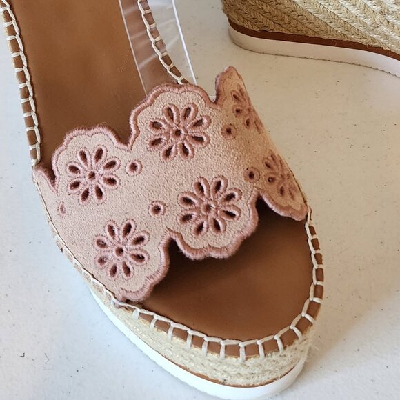 See By Chloe Wedge "EUC" - Picture 14 of 15